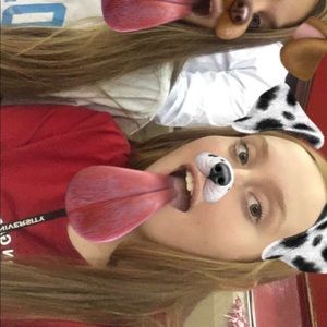 Meet your Posher, Holly